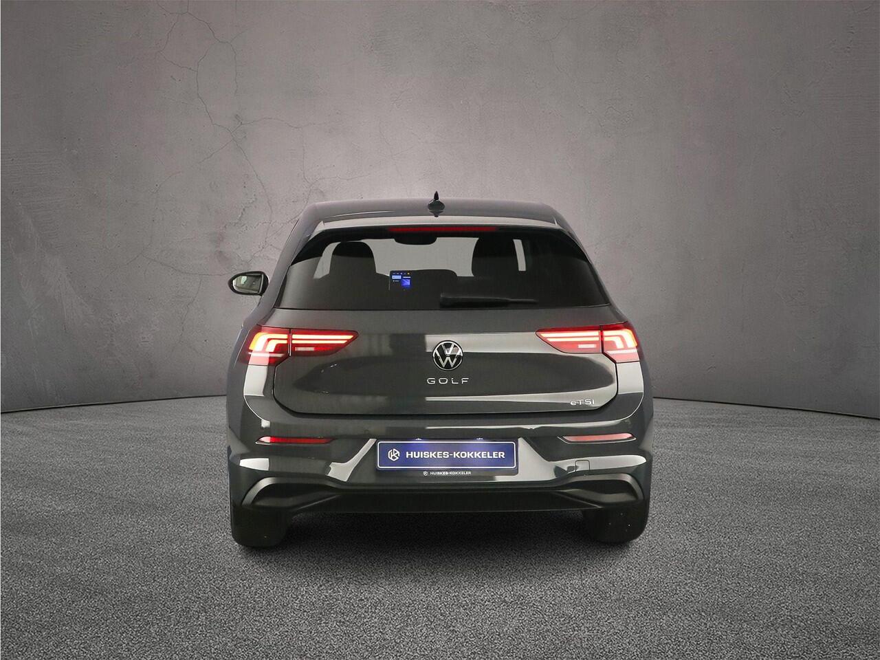 Volkswagen GOLF Life Edition 1.5 eTSI 115pk DSG Automaat Adaptive cruise control, Parkeersensoren, App connect, LED koplampen, Airco, DAB, Radio, Stoelverwarming