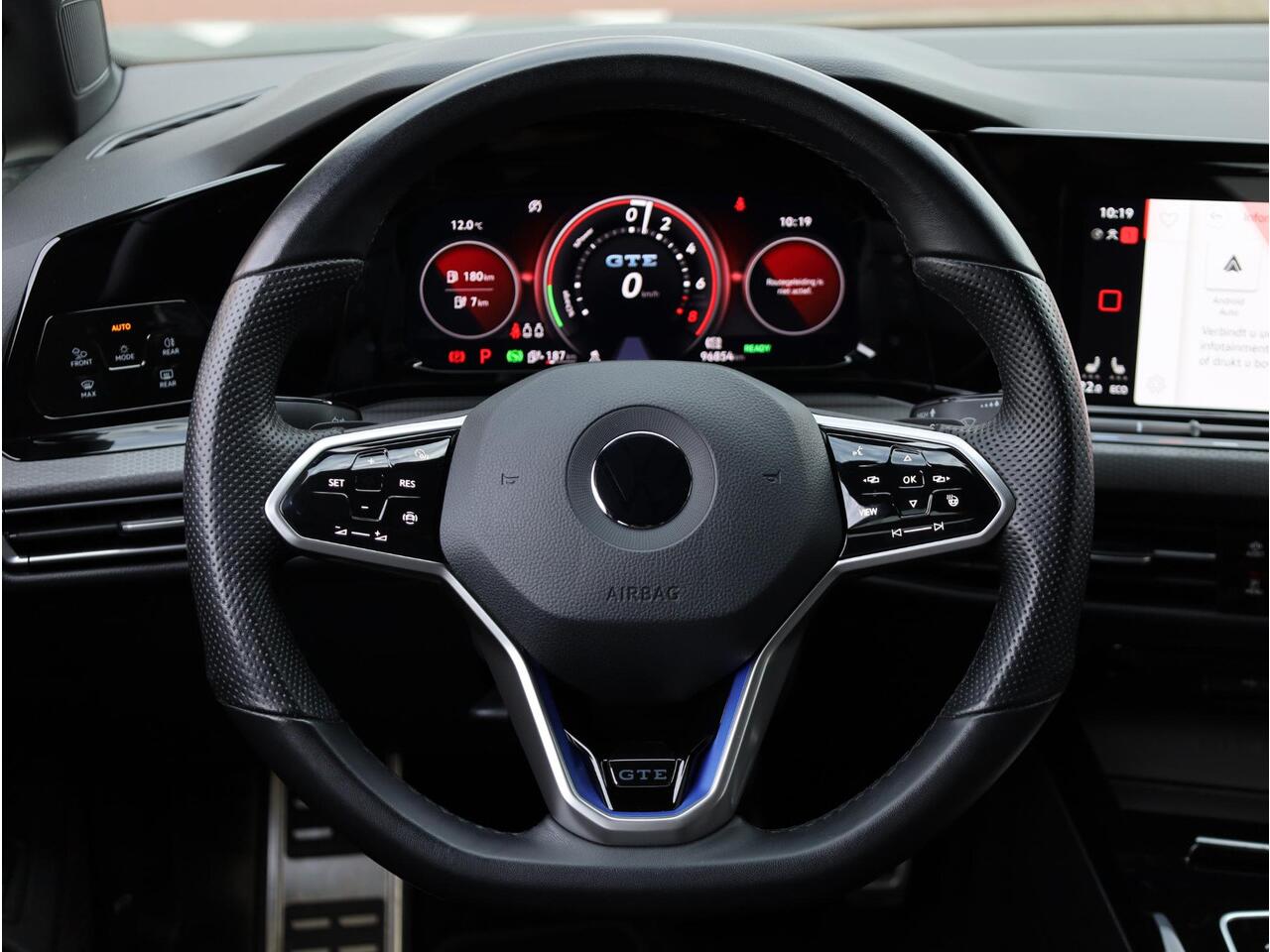 Volkswagen GOLF GTE 245PK | Achteruitrijcamera | Stoel&Stuurverwarming | Carplay/Android | 18"Inch |