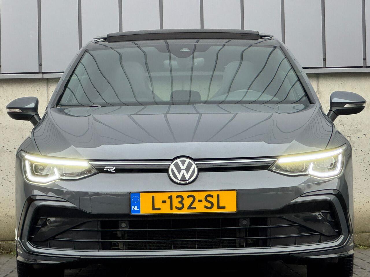 Volkswagen GOLF 1.5 eTSI 150PK 3X R-Line Pano Harman-Kardon Dode-Hoek