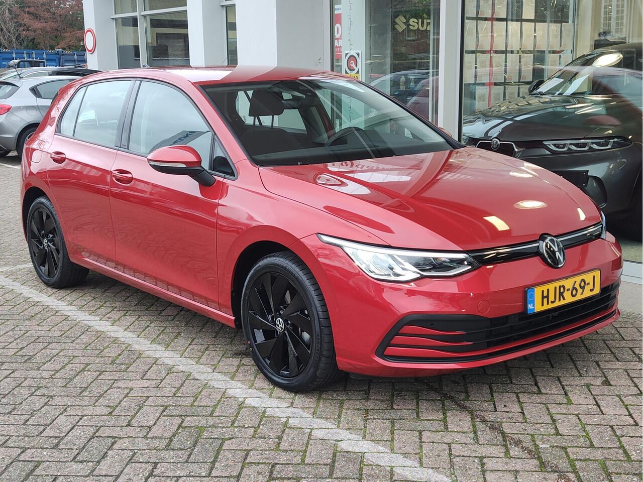 Volkswagen GOLF 1.0 eTSI LIFE AUTOMAAT 17" Lichtmetaal | Virtual Cockpit | Carplay/Android