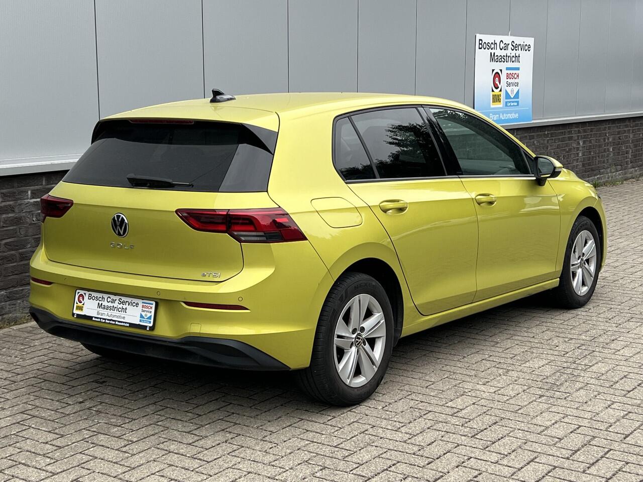 Volkswagen GOLF 1.0 eTSI Life Business | Carplay | Adaptive CC | Key-less | Dodehoek-assistent - Noodremsyst assist - Snelh-/afstandsreg- Camera Interesse in een bezichtiging of proefrit, bel of app met 06-24282842h