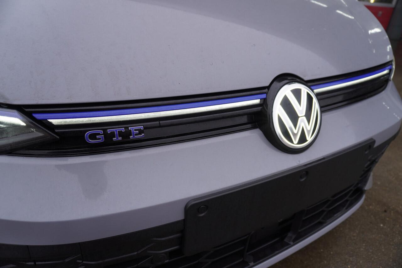 Volkswagen GOLF 1.5 eHybrid GTE 272PK Automaat Black Style nr. V145 | Climate | Adap.Cruise | 360 camera | Navigatie via Apple-Android