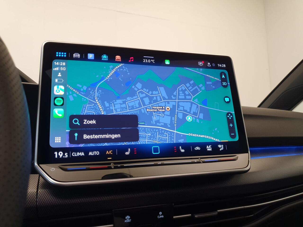 Volkswagen GOLF 8.5 1.5 eTSI 150pk DSG/AUT R-Line Panoramadak, Camera, ACC