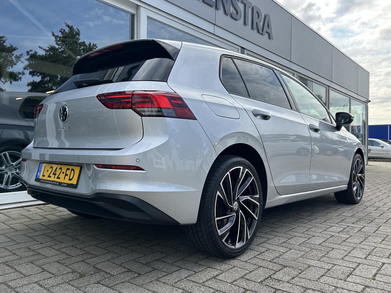 Volkswagen GOLF 1.0 TSI Life 50% deal 8.975,- ACTIE Virtual / Navi / Carplay / Cruise / Clima / Nieuw Model!