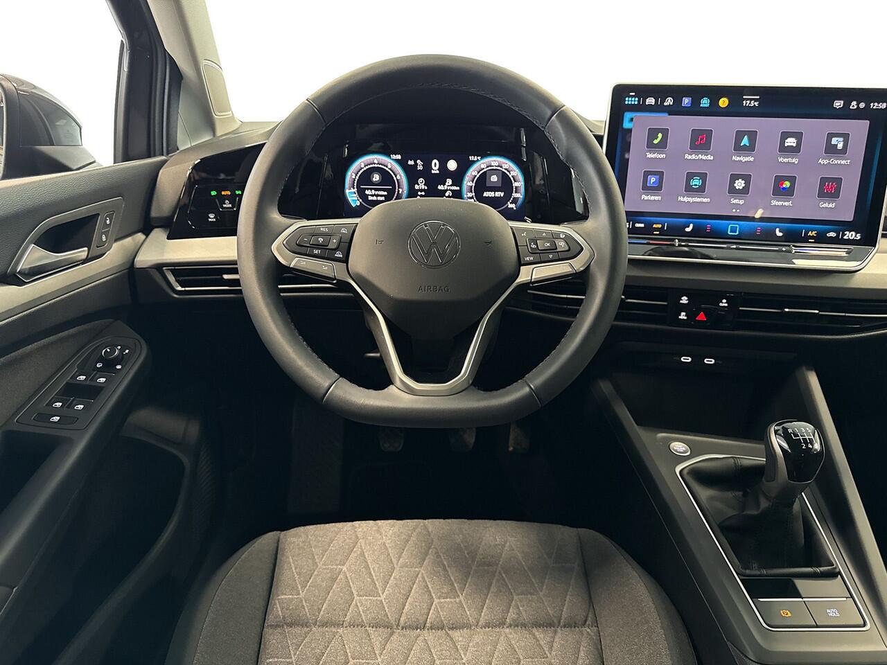 Volkswagen GOLF 1.5 116pk TSI Life Edition Carplay / Lendesteun / Stoel Verwarming