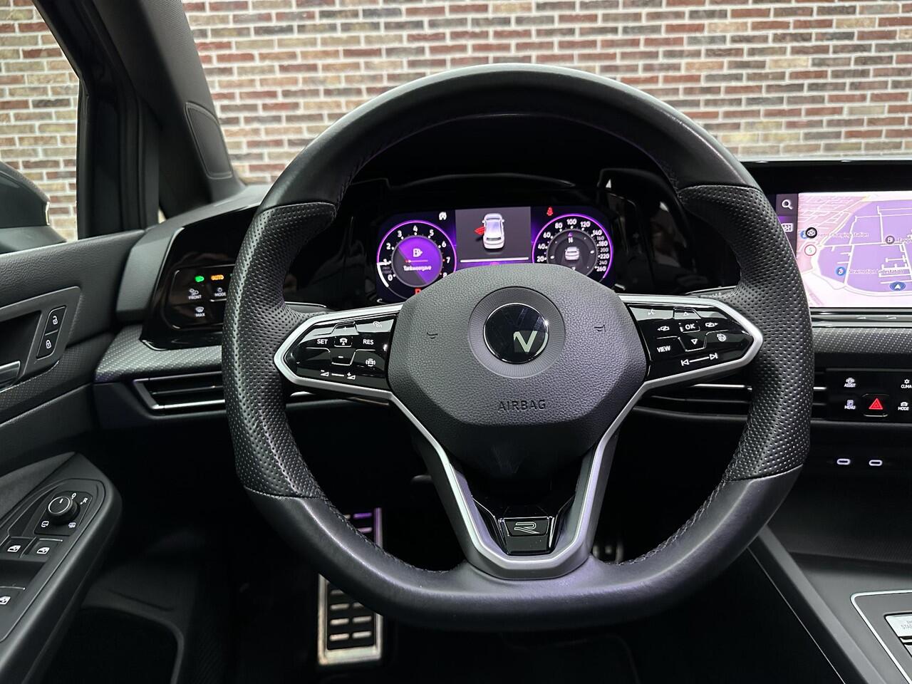 Volkswagen GOLF 1.5 eTSI R-Line Business | Dak| IQ Light|