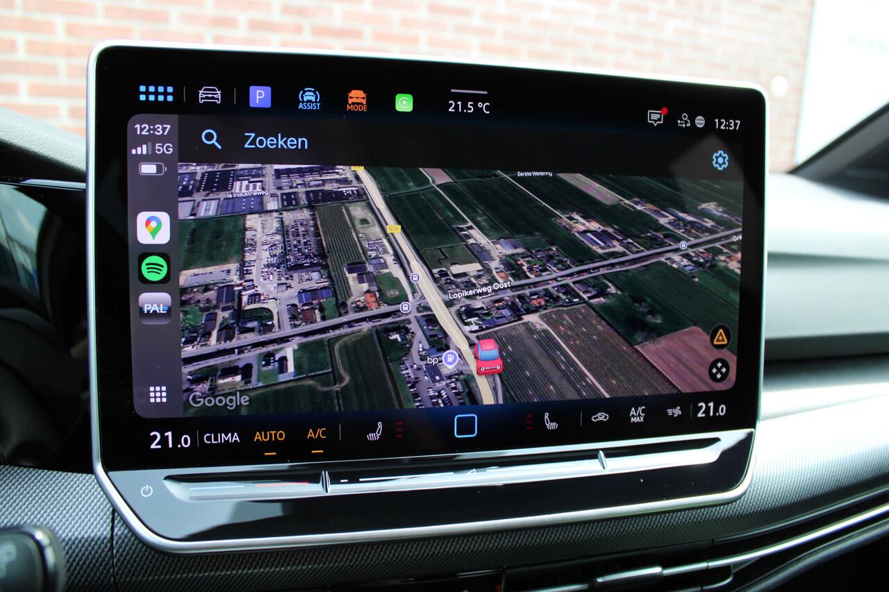 Volkswagen GOLF 1.5 eTSI 150PK R-Line Edition |PANO-DAK|ACC|STUUR-STOELVERWARMING|18-INCH|