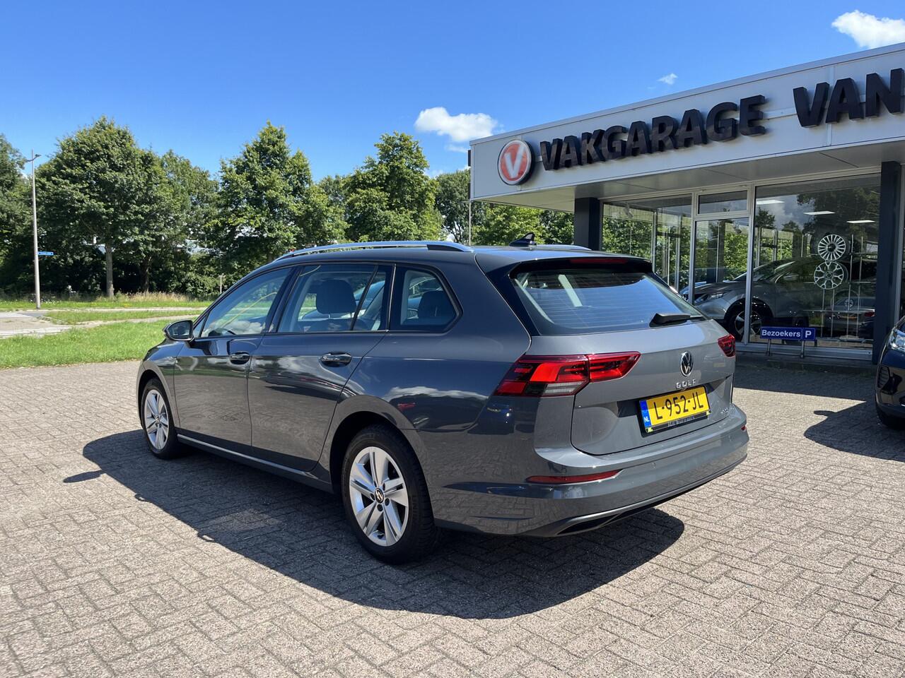 Volkswagen GOLF Variant 1.0 eTSI Life Navi Cruise Lmv Pdc Acamera Nap