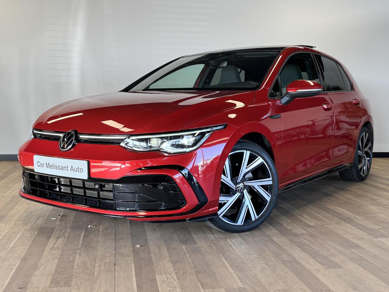 Volkswagen GOLF 1.5 eTSI R-Line PANO | DCC | H/K | NL