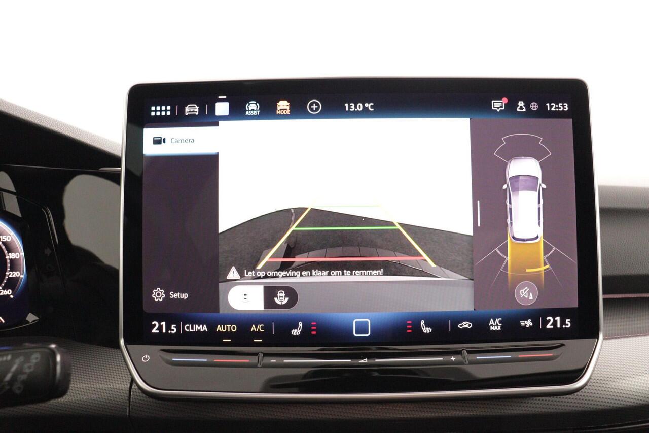 Volkswagen GOLF 1.5 eHybrid 50 Edition | Panodak | Stoelgeheugen | Lichtmetaal | Dealer onderhouden