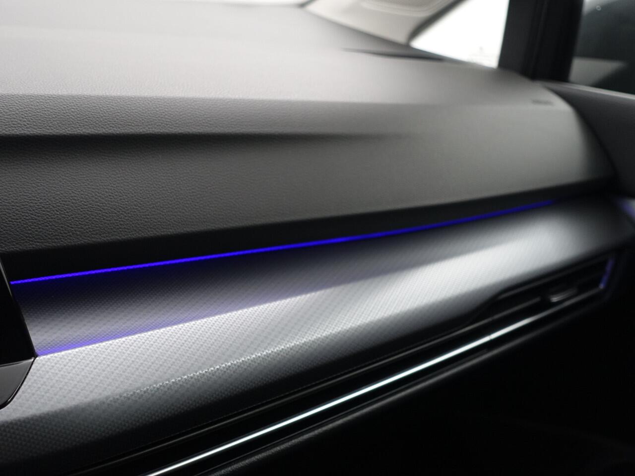 Volkswagen GOLF 1.5 TSI 24dkm, Sfeerverlichting, CarPlay, Android Auto, Keyless, Dynamic Select, IQ Led, Privacy Glass