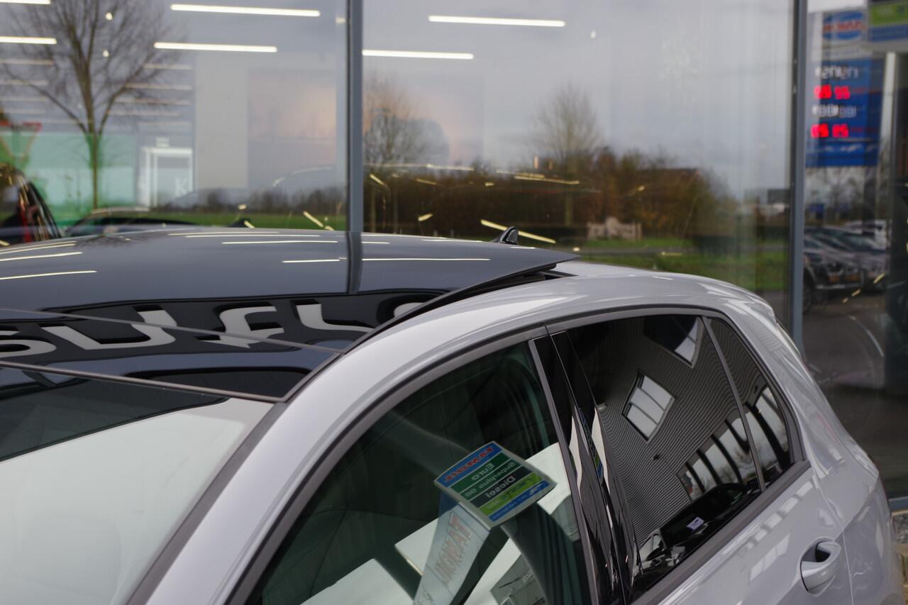 Volkswagen GOLF 1.5 eHybrid GTE 272 PK PHEV, Panoramadak, Leder, Head-Up, Stoelkoeling -Verwarming, Memory