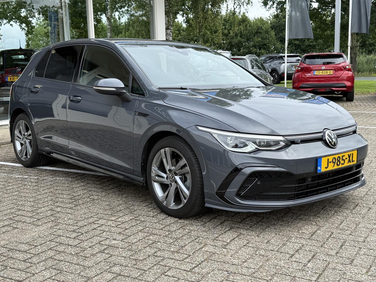 Volkswagen GOLF 1.5 eTSI 150pk R-Line | LED | Adapt. Cruise | Apple Carplay | Sportstoelen | PDC V+A | Virtual Cockpit