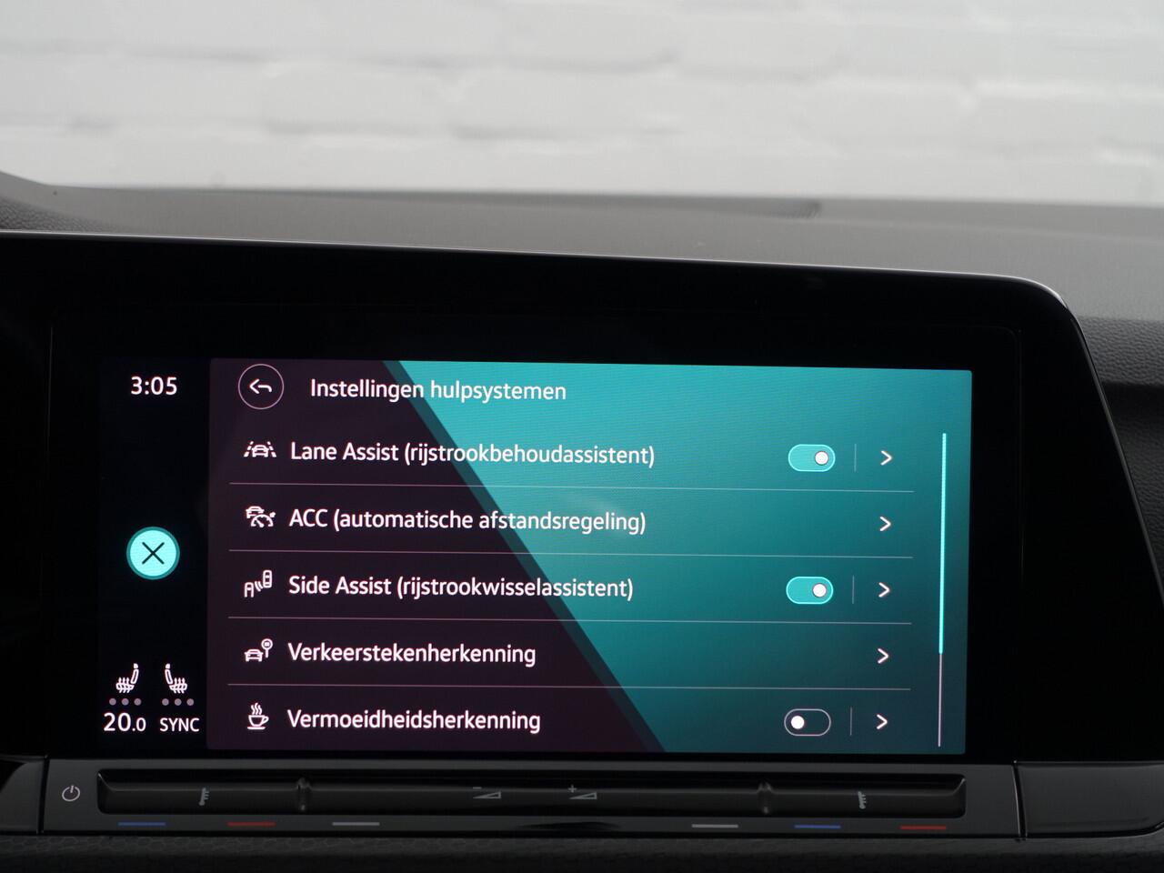 Volkswagen GOLF 2.0 TSI GTI Aut- Panoramadak, Harman Kardon, Sfeerverlichting, Stuur/Stoelverwarming, Park Pilot