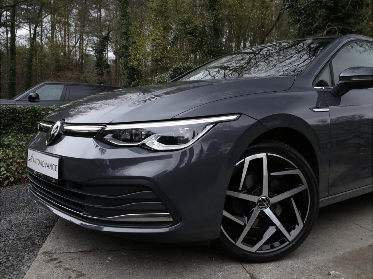 Volkswagen GOLF 1.5 eTSI Style