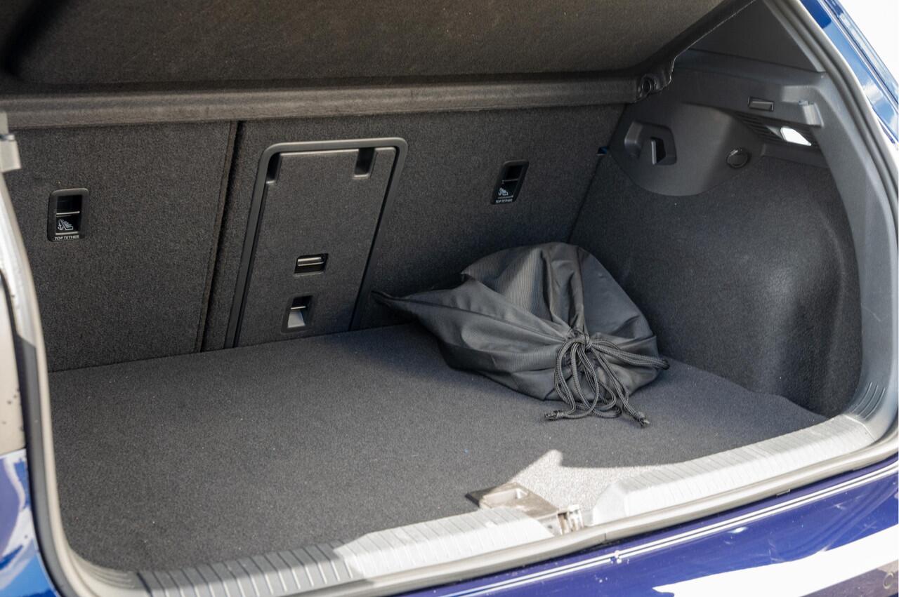 Volkswagen GOLF 1.4 eHybrid GTE Winterpakket / / Sportstoelen