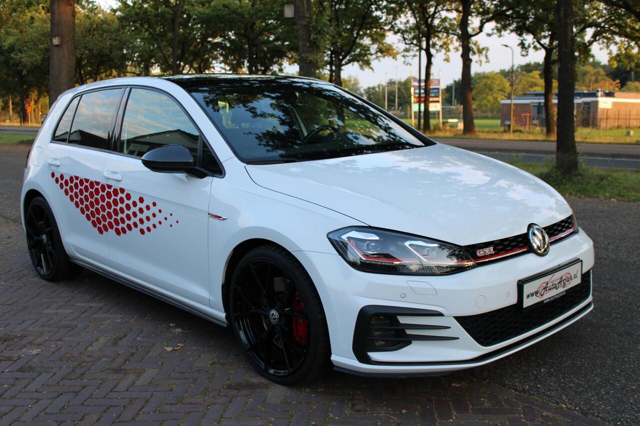 Volkswagen GOLF 2.0 TSI GTI Performance Pano, Navi, Camera, Garantie!