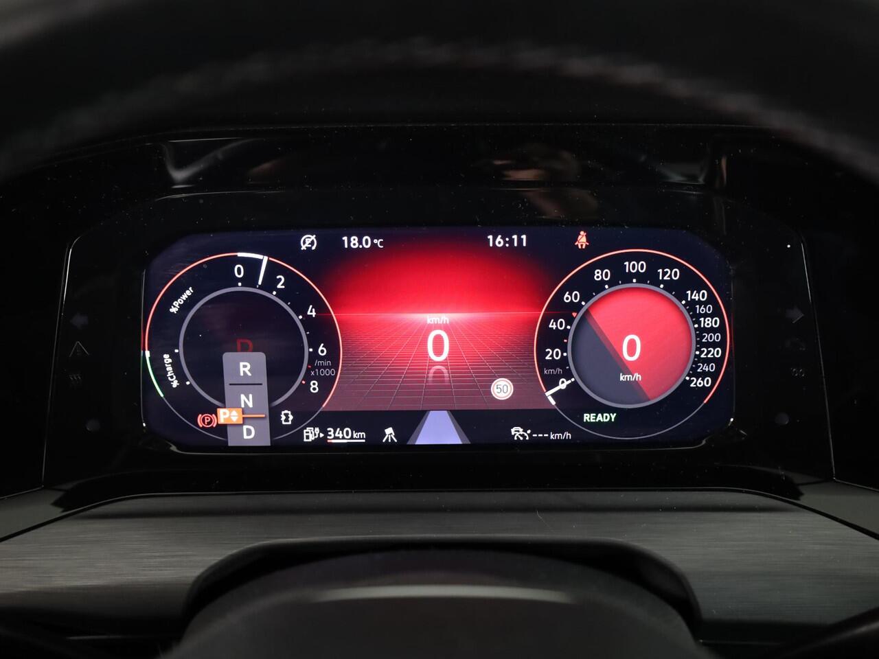 Volkswagen GOLF 1.4 eHybrid Style 204 PK DSG PHEV | Navigatie | 17 inch LM velgen | Stoel- en Stuurverwarming |