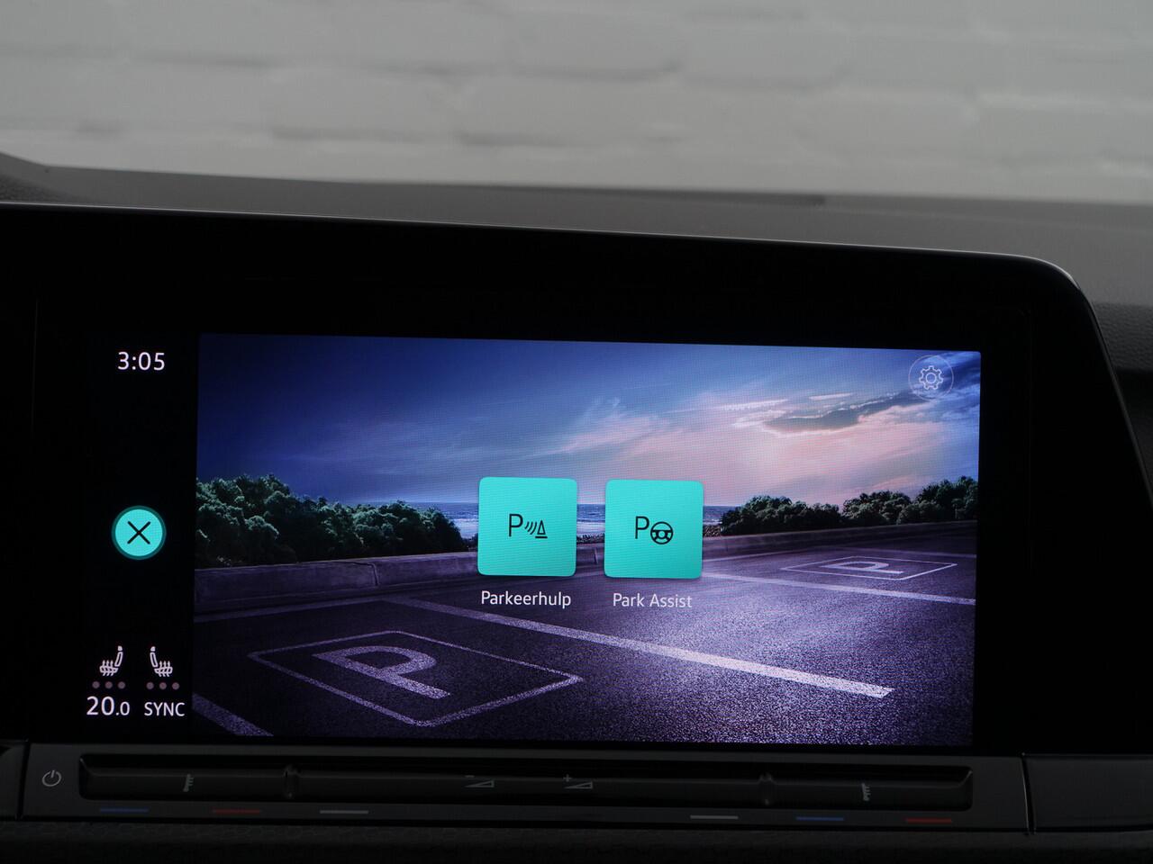 Volkswagen GOLF 2.0 TSI GTI Aut- Panoramadak, Harman Kardon, Sfeerverlichting, Stuur/Stoelverwarming, Park Pilot