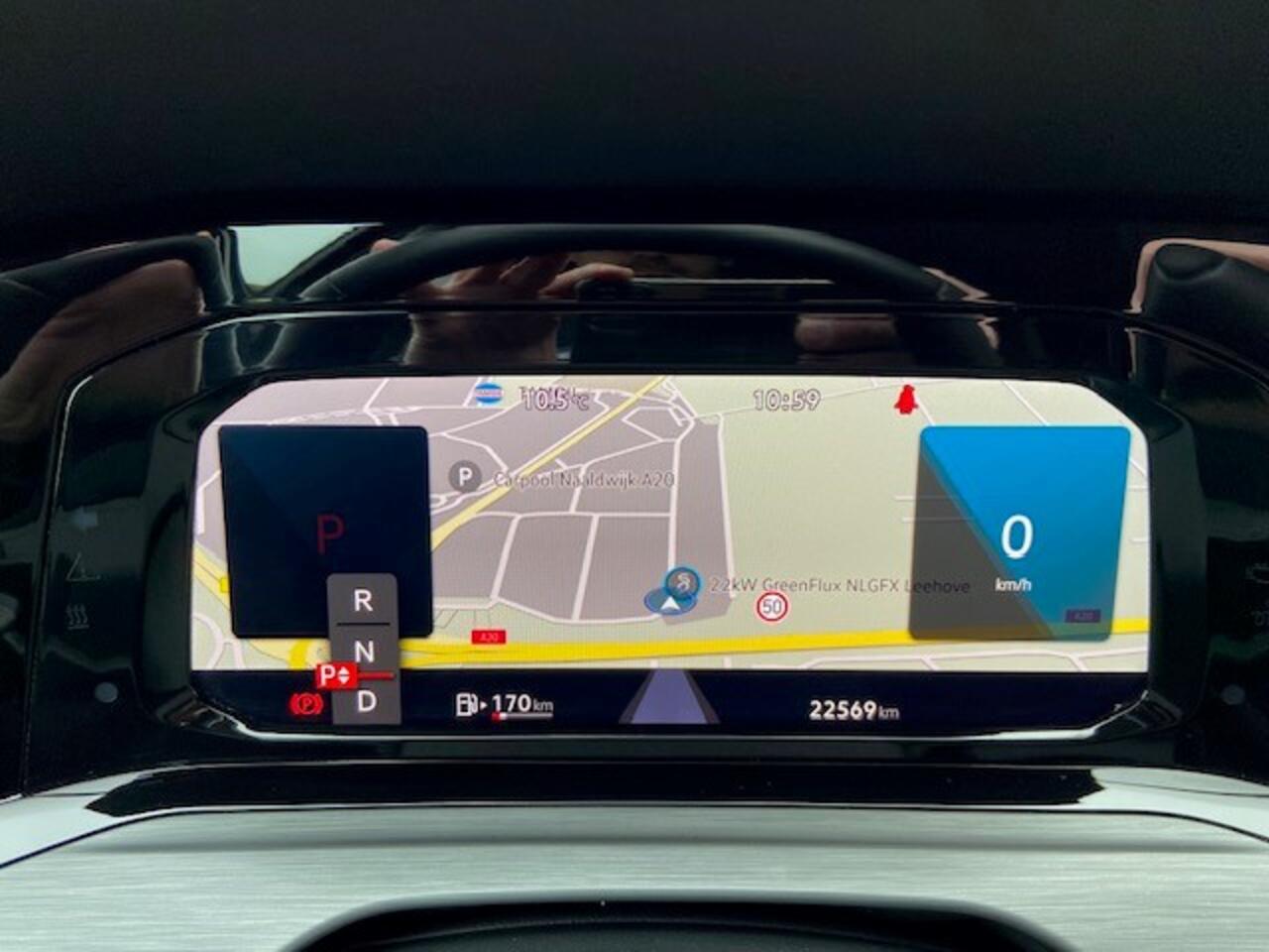 Volkswagen GOLF 1.5 eTSI Style / App-Connect / Stoelverwarming / Digital Cockpit / Achteruitrijcamera