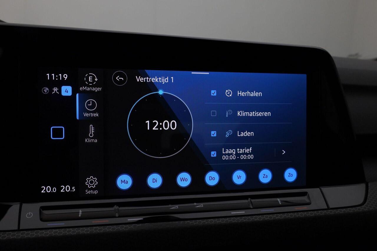 Volkswagen GOLF 1.4 245 pk DSG eHybrid GTE | Navigatie | Parkeersensoren voor/achter | Keyless Entry | Apple Carplay / Android Auto