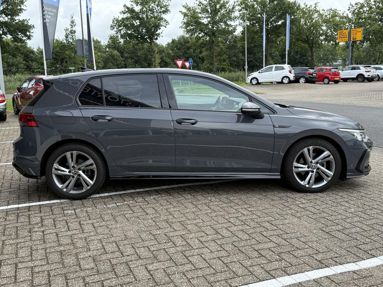 Volkswagen GOLF 1.5 eTSI 150pk R-Line | LED | Adapt. Cruise | Apple Carplay | Sportstoelen | PDC V+A | Virtual Cockpit