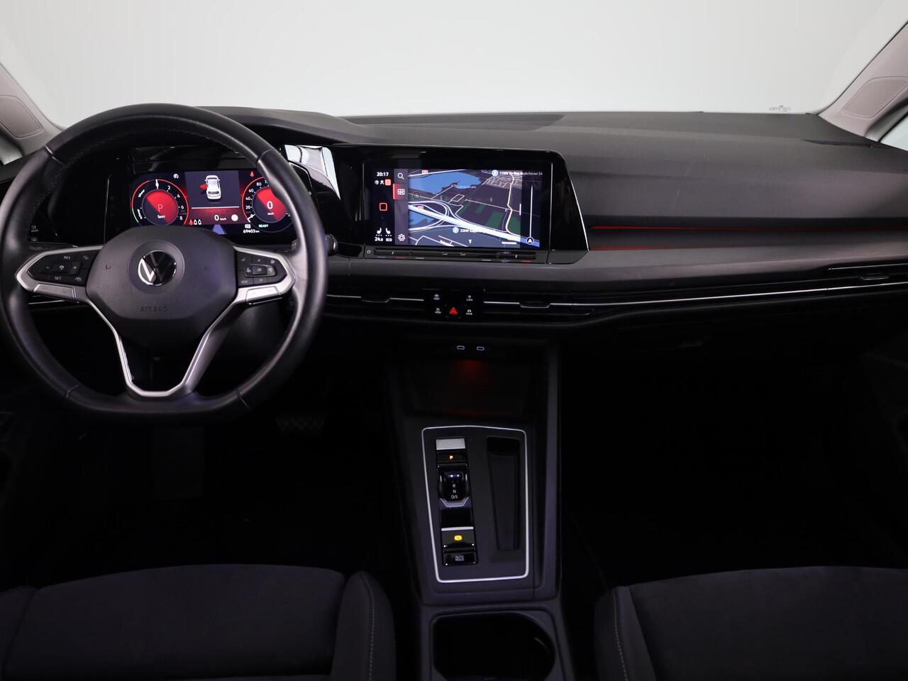 Volkswagen GOLF 1.4 eHybrid Style 204 PK PHEV | Navigatie | Keyless entry | Ergo-Active bestuurdersstoel elektrisch verstelbaar, incl. geheugen-en massagefunctie | Stoelverwarming |