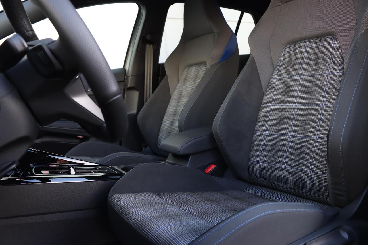 Volkswagen GOLF 1.5 eHybrid GTE 272pk DSG6
