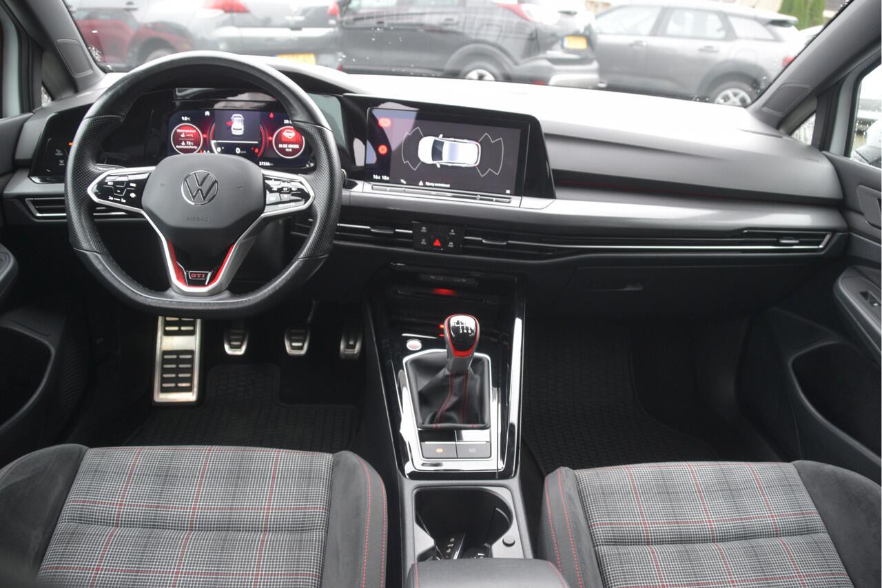 Volkswagen GOLF 2.0 TSI GTI LED | Carplay | DAB | Keyless | PDC