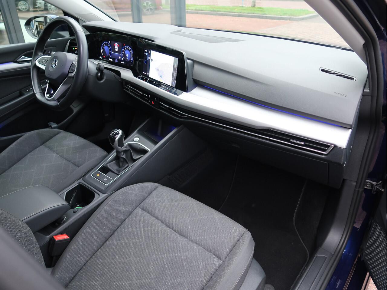 Volkswagen GOLF 1.0 TSI Life | navigatie | carplay | adapt cruise |