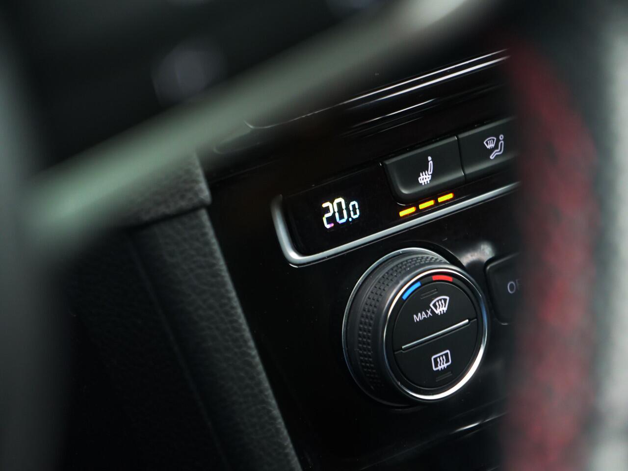 Volkswagen GOLF 2.0 TSI GTI TCR | panorama | keyless go&entry | zeer nette staat.