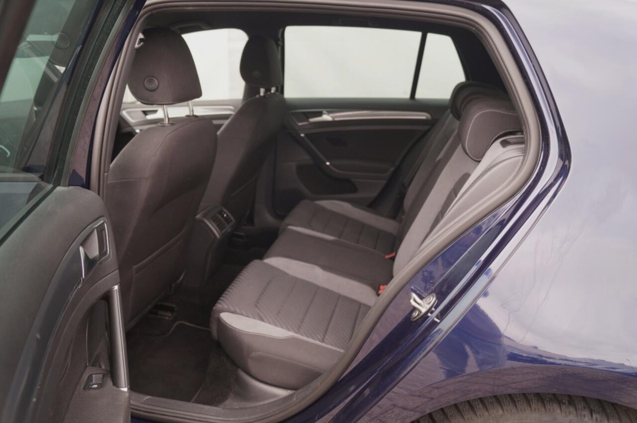 Volkswagen GOLF 1.5 TSI 150pk DSG R-Line Highline Business -DYNAUDIO-