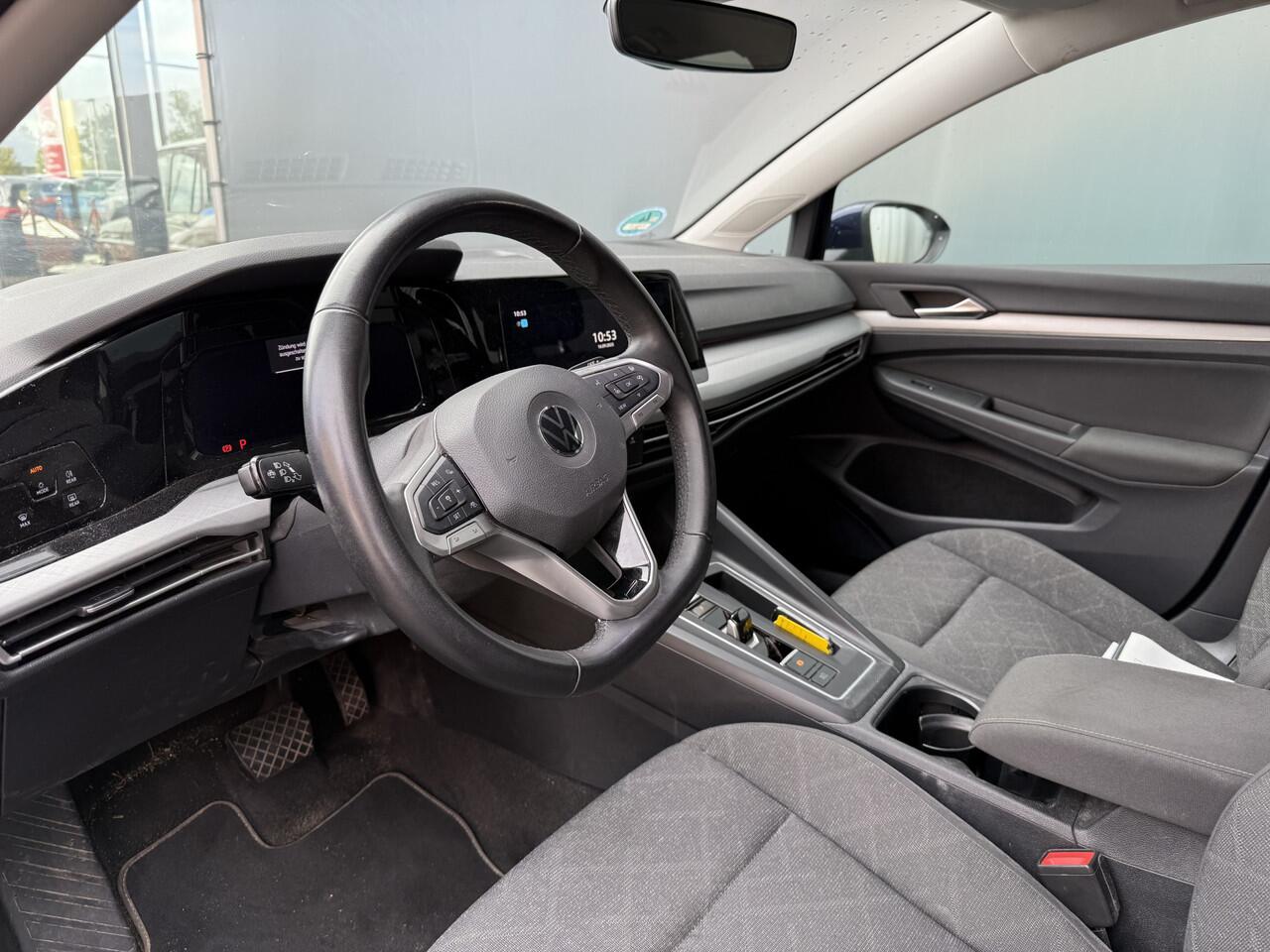 Volkswagen GOLF Variant BWJ 2022 1.0 111 PK eTSI Life Business TREKHAAK | STOELVERW. | FULL LED | ADAPTIVE CRUISE | CARPLAY + ANDROID | NAVI | CLIMA | DAB | LMV | PDC