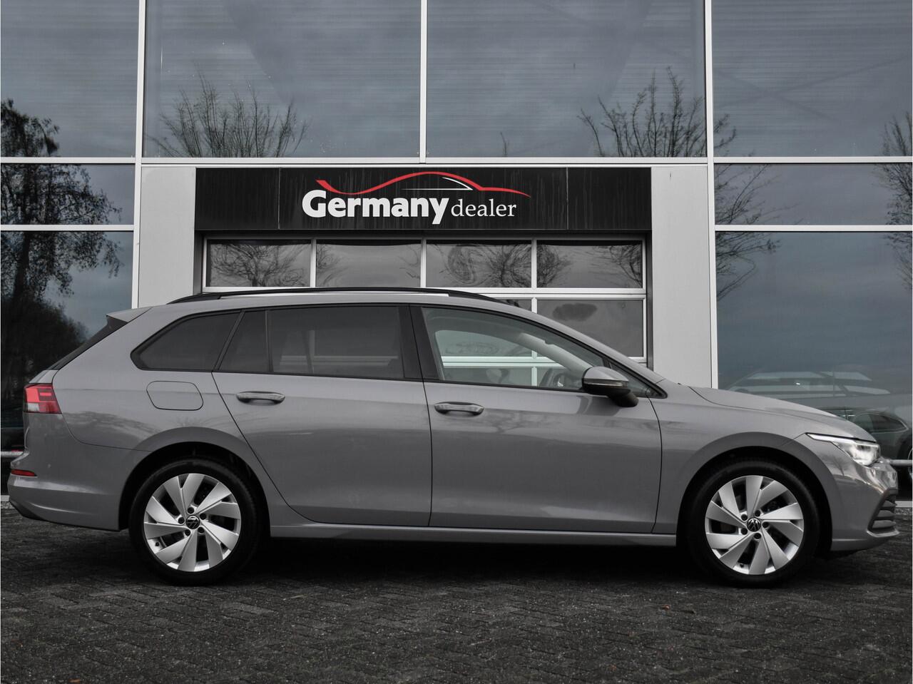 Volkswagen GOLF Variant 1.0 TSI 111PK Life ACC Virtual Sfeerverl. Stoel/Stuurverw. CarPlay/Android Auto Elektr. Achterklep