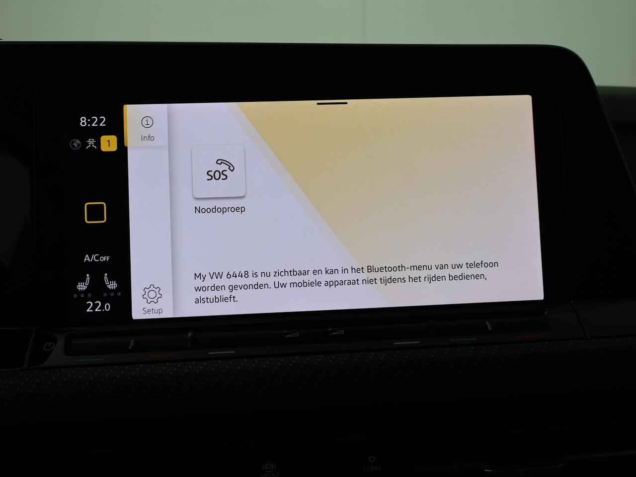 Volkswagen GOLF 1.5 eTSI R-Line | 150 PK | Automaat | Multifunctioneel stuurwiel | Stoelverwarming | Achteruitrij camera |