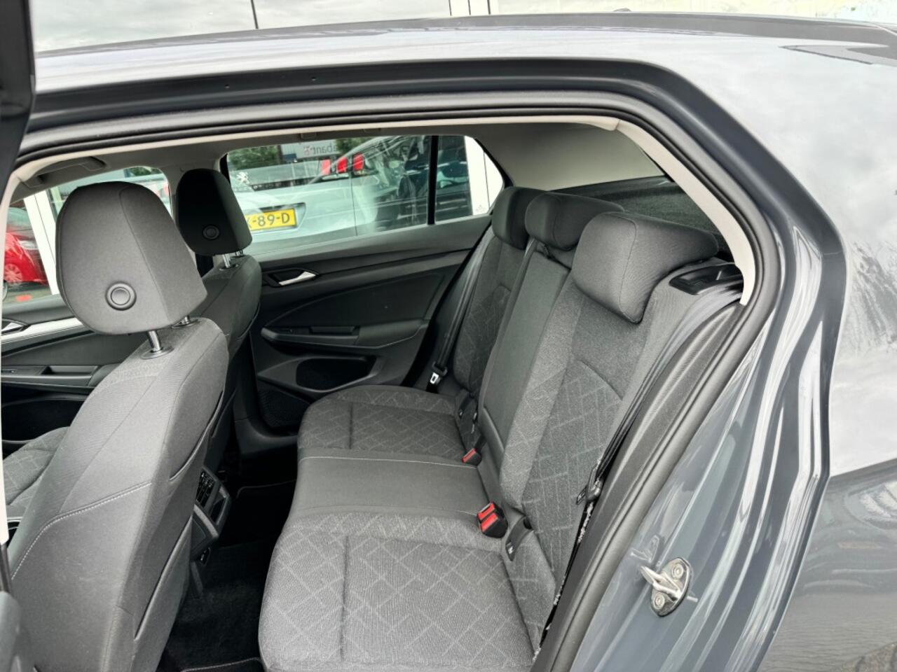 Volkswagen GOLF 1.5 E Hybrid 1.5 LED/VIRTUAL/STOELVERWARMING/ ALL IN PRIJS