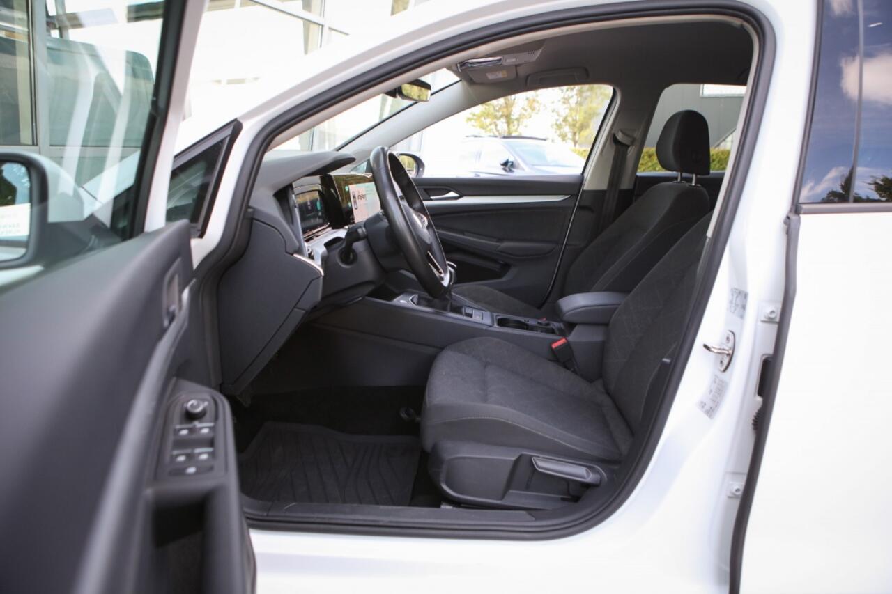 Volkswagen GOLF 1.0 TSI Life Bns | Sfeerverlichting | Stoel/Stuurverwarming | Ad