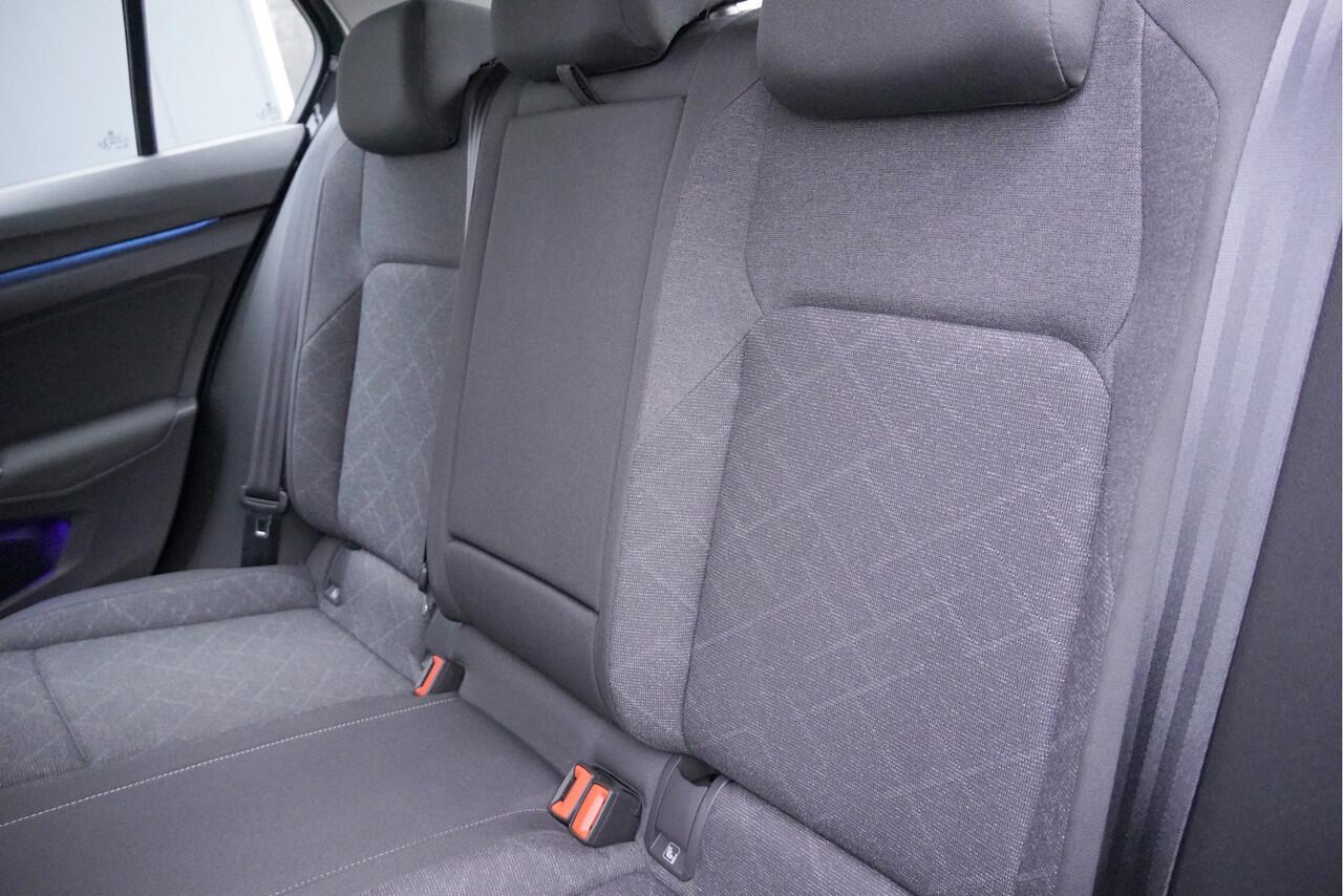 Volkswagen GOLF 1.0 TSI Life BJ2021 Lmv 16" | Led V+A | Pdc | Navi | App-Connect | Dashboard verlichting | Climate control | Cruise control | Getint glas