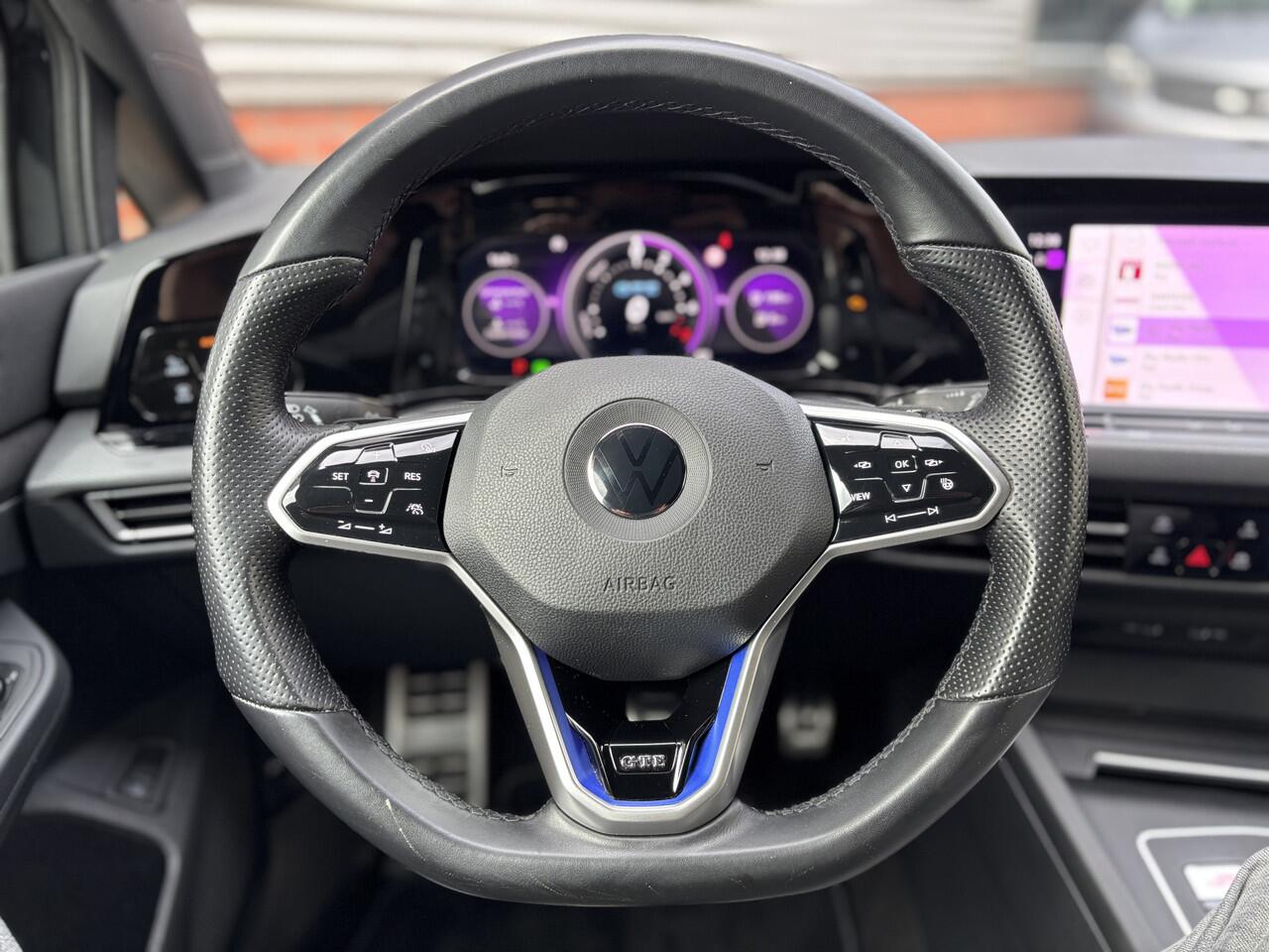 Volkswagen GOLF 1.4 eHybrid GTE December Actie van ¤26450 voor ¤25950 | 19'' Velgen | Stuur/Stoel verw | IQ.LIGHT |