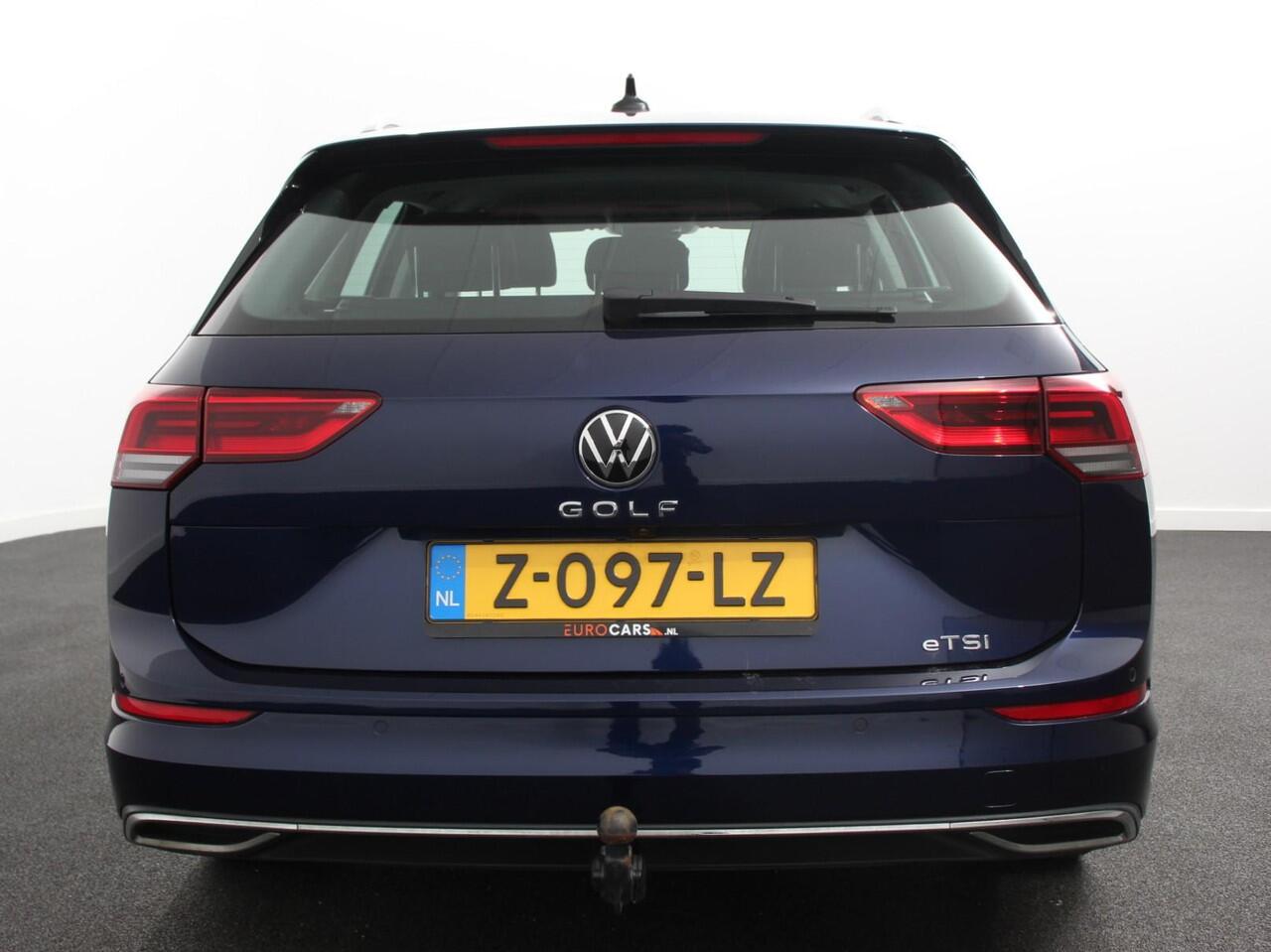 Volkswagen GOLF Variant 1.5 eTSI 150pk DSG Style | Navigatie | Apple Carplay/Android Auto | Climate Control | Camera | Parkeersensoren | Park Assist | Adaptive Cruise control | Wegklapbare trekhaak | Stoel- en stuurverwarming | Climatronic | Virtual Cockpit