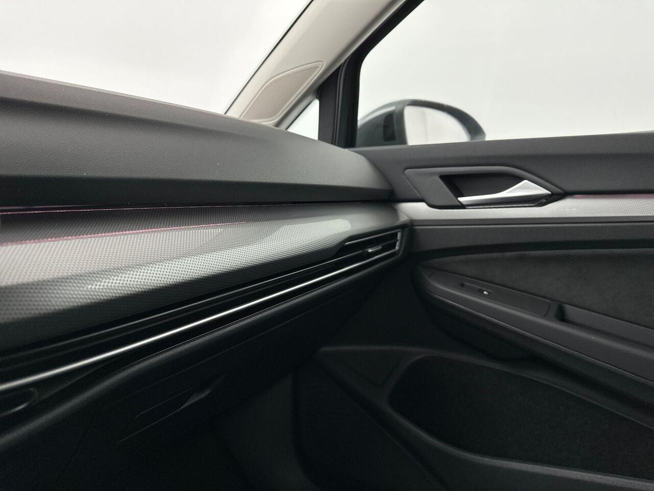 Volkswagen GOLF Style Edition Plug in Hybride 204 pk