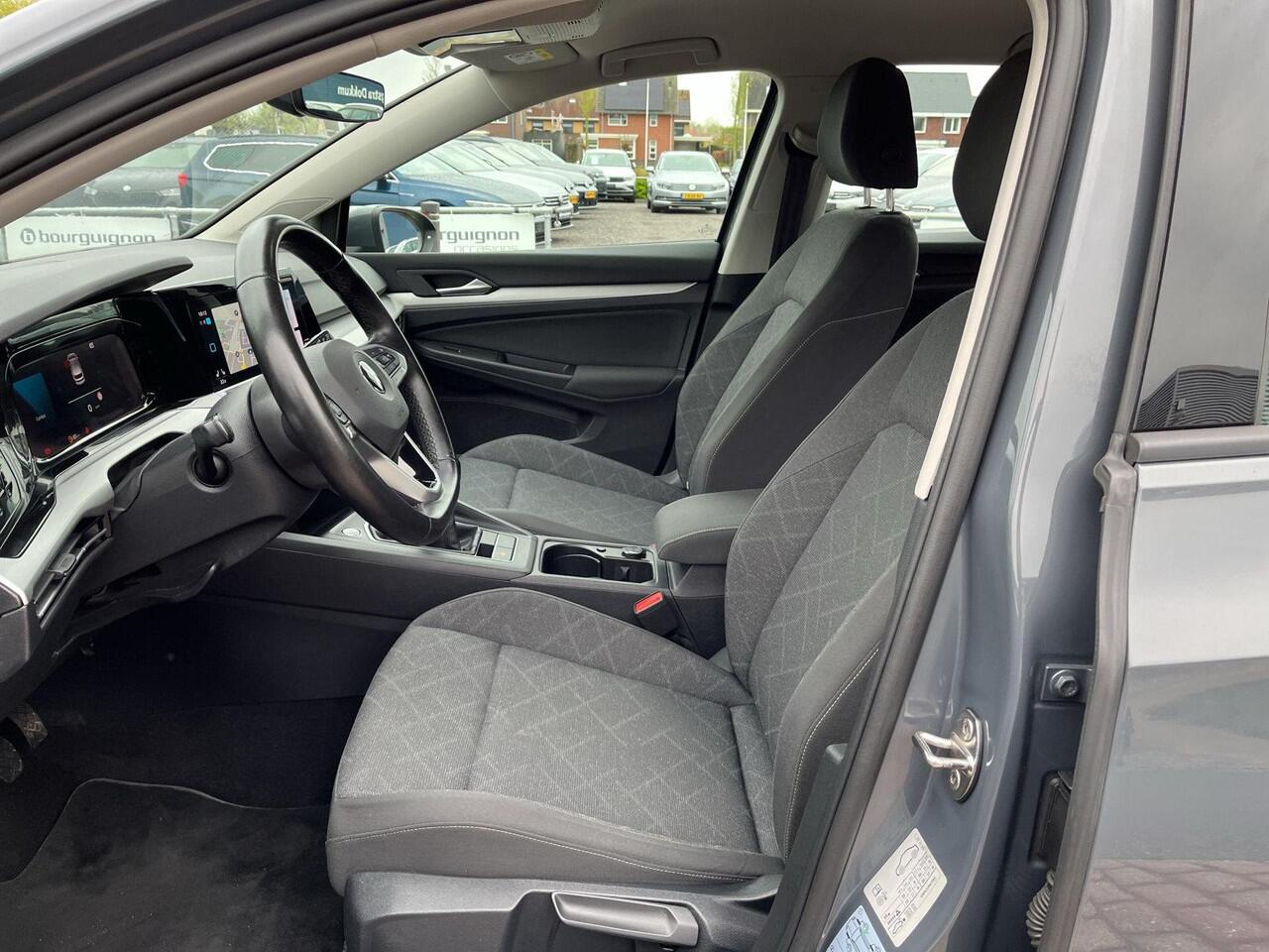Volkswagen GOLF 1.5 TSI 96kW Life | 130Pk ACC | 17 Inch. Venture | DAB | App Connect |