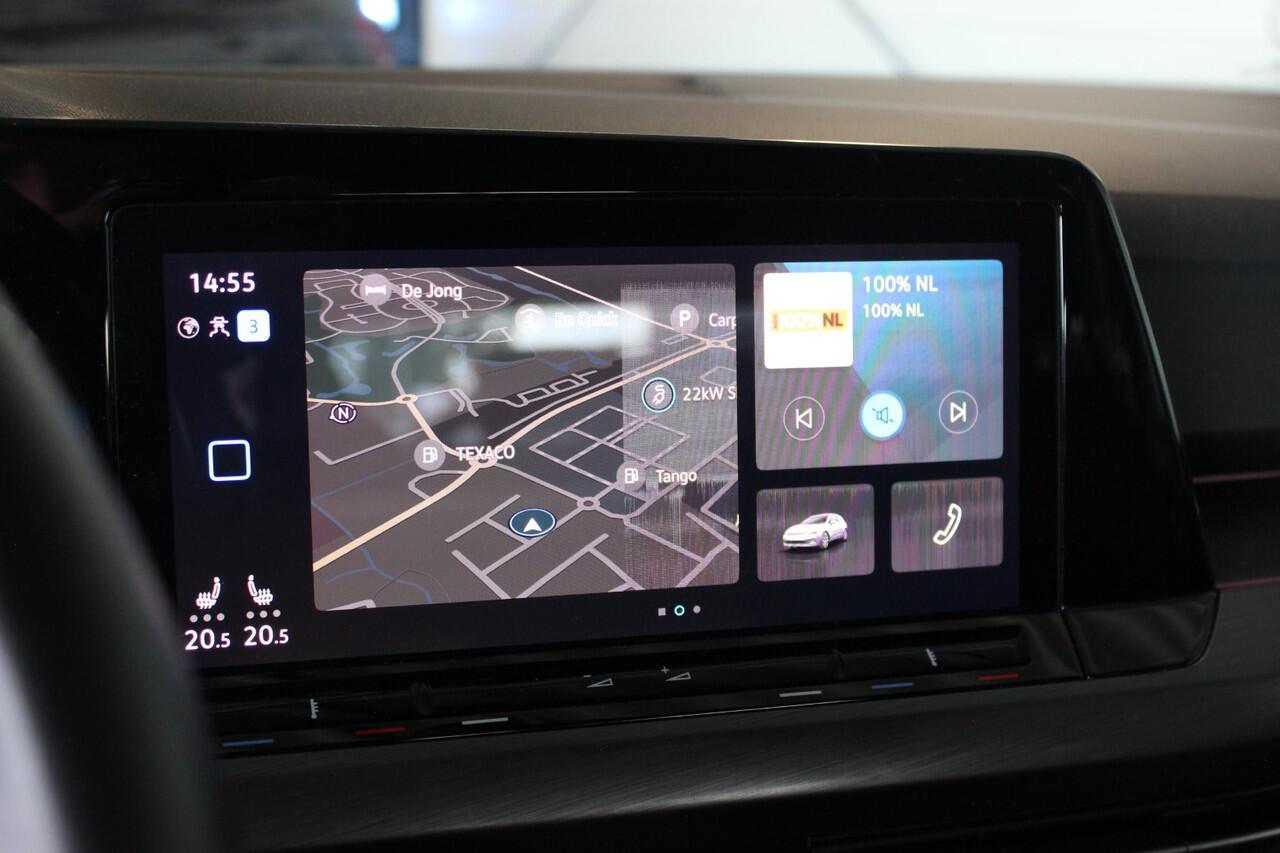 Volkswagen GOLF 1.5 eTSI Style Camera | IQ Light | Memorystoel | Carplay | Stoelverw. | Adapt. Cruise | 17" LMV | PDC V+A