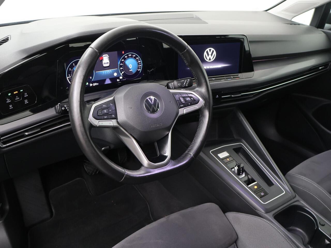 Volkswagen GOLF 1.5 eTSI DSG Style | 150 PK |Park-Assist| Ergo-Active stoelen | ACC | Stoelverwarming |