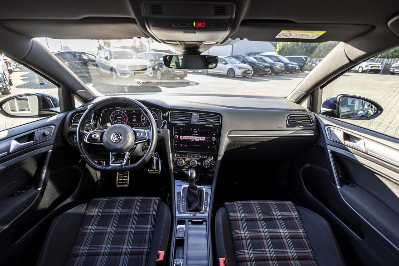 Volkswagen GOLF 2.0 TSI GTI Performance | 245PK | Camera | 19"