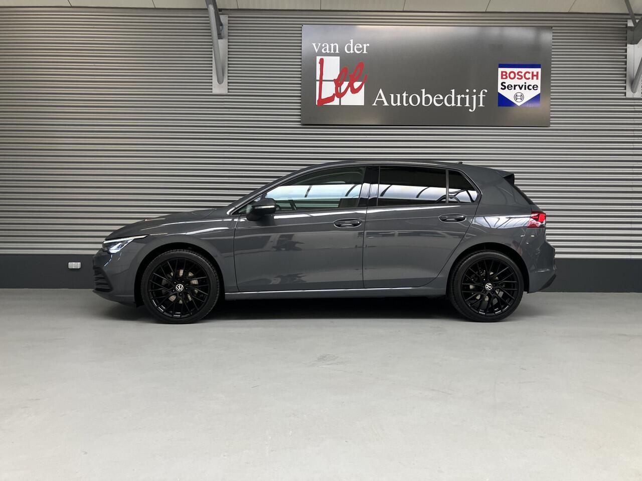 Volkswagen GOLF 1.5 TSI/PDC V+A/18 INCH/NAVI/CARPLAY/STOEL/STUUR VERW/ENZ