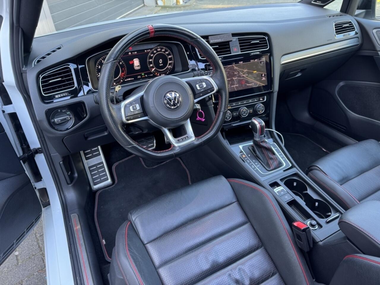 Volkswagen GOLF GTI Tcr