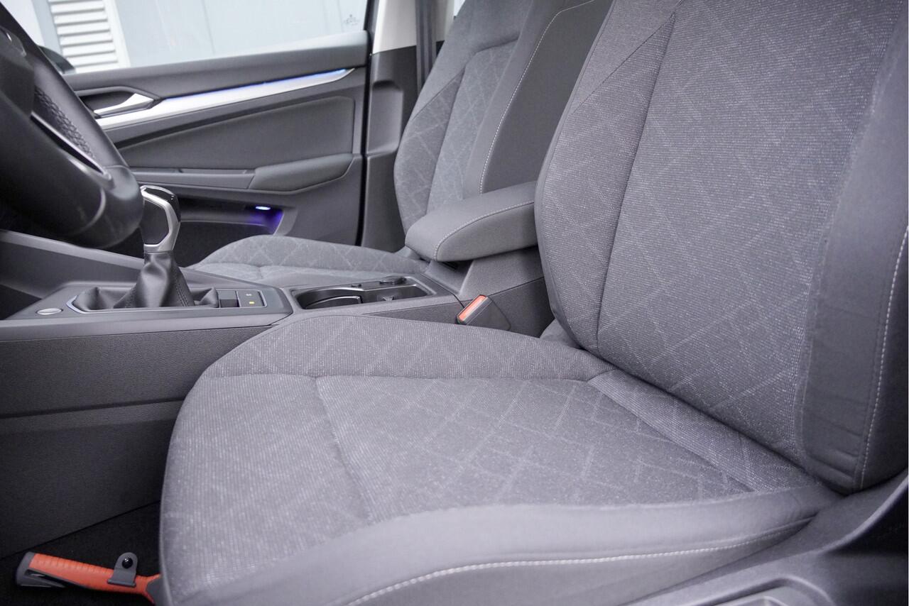Volkswagen GOLF 1.0 TSI Life BJ2021 Lmv 16" | Led V+A | Pdc | Navi | App-Connect | Dashboard verlichting | Climate control | Cruise control | Getint glas