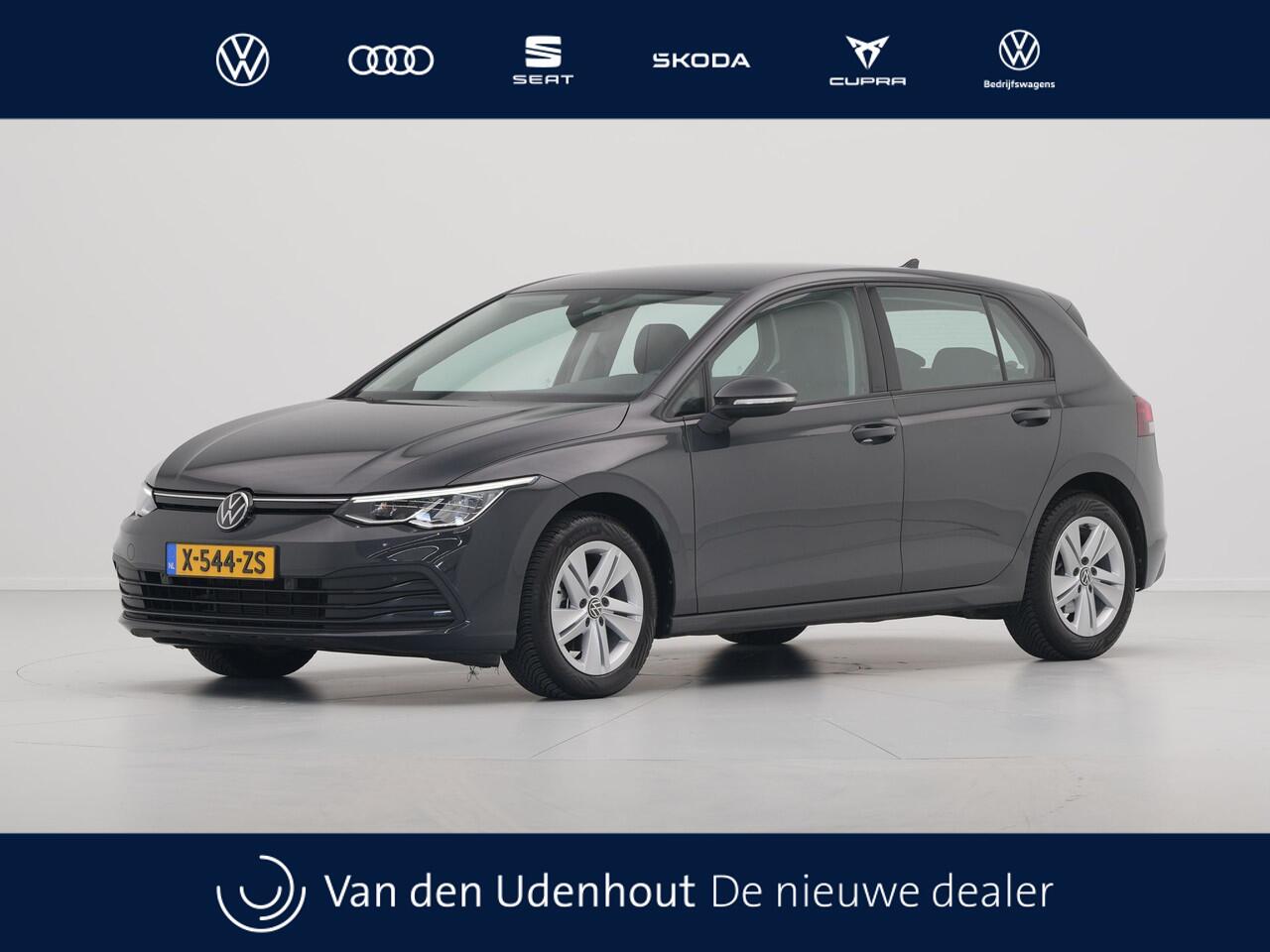 Volkswagen GOLF 1.0 eTSI 110pk DSG Life Business Navigatie Carplay Stoel/Stuurverwarming Massage Pdc Acc 271