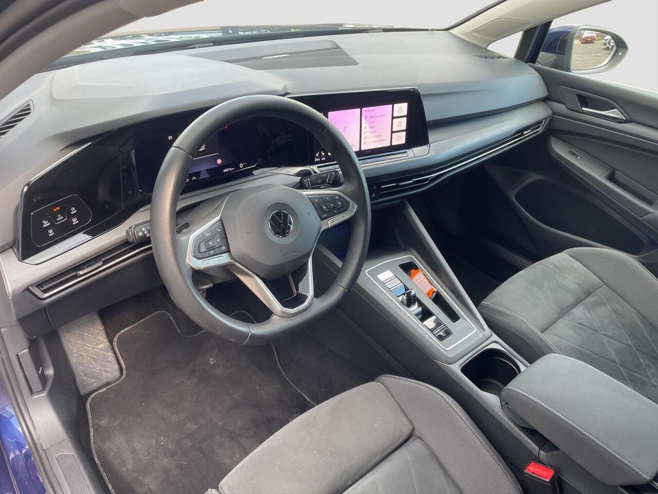 Volkswagen GOLF 1.4 eHybrid Style | Stoel geheugen | Camera | Stoel verw | Cruise